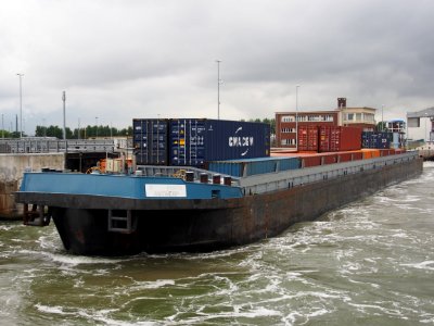 Ports Antwerp - ENI 06004172, Van Cauwelaertsluis, Port of Antwerp pic1 photo