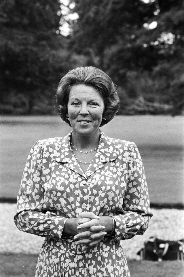 Portret van koningin Beatrix, Bestanddeelnr 932-2837