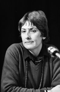 Portret van Ria Beckers fractieleider van de Politieke Partij Radicalen, Bestanddeelnr 931-2744