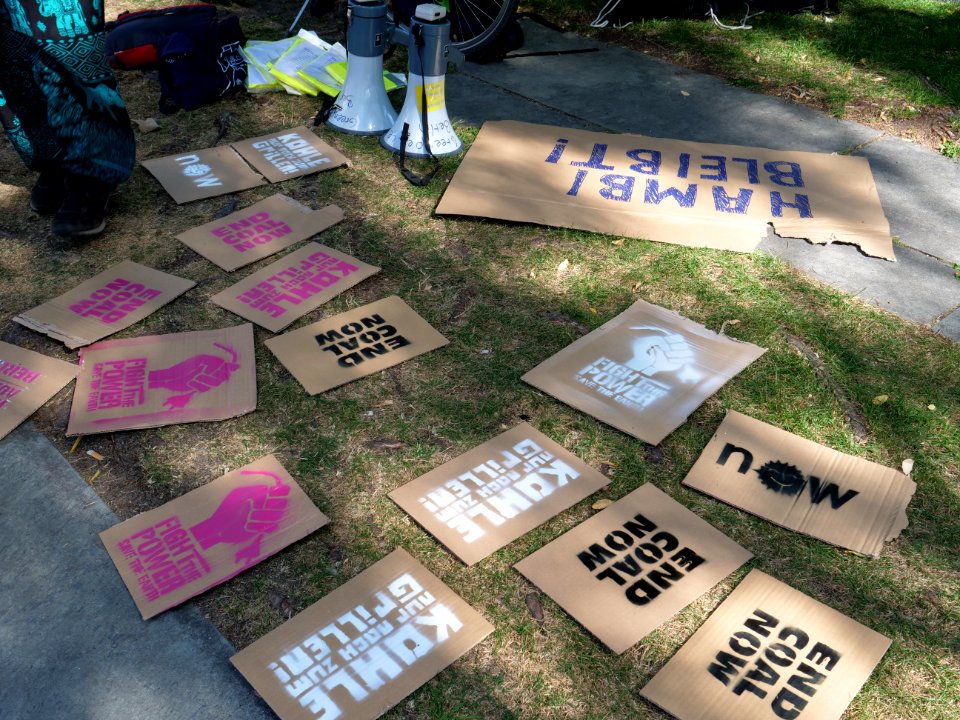 Posters at rise for climae demonstration