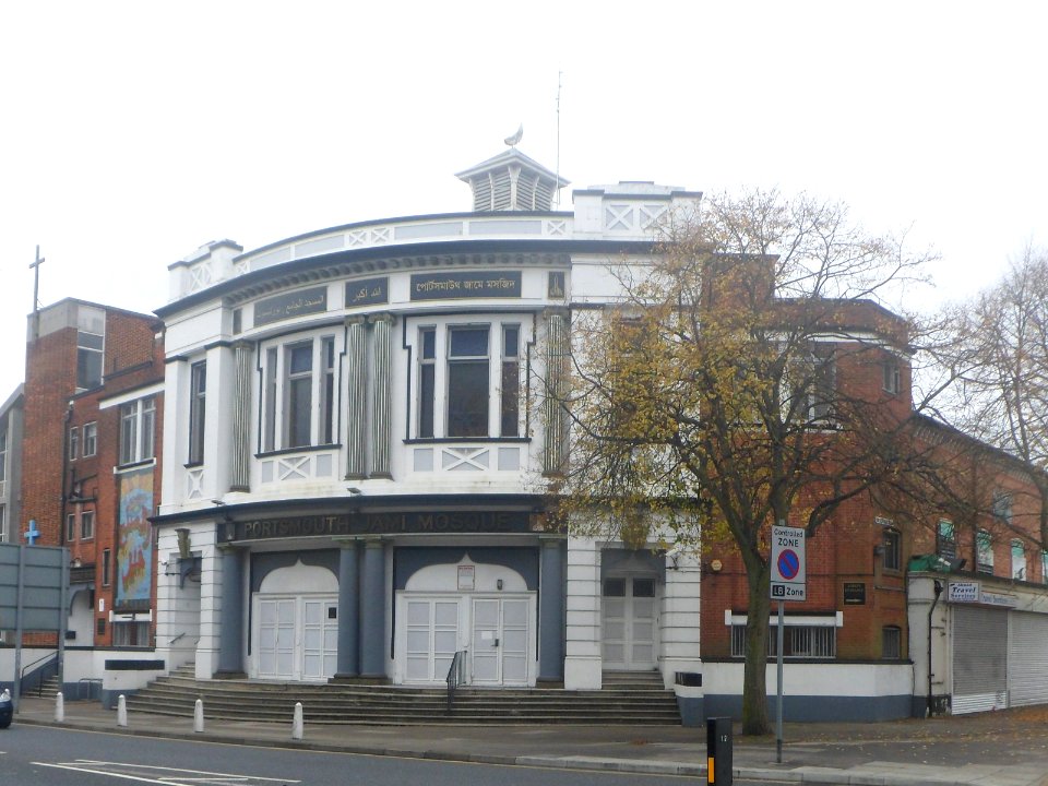 Portsmouth Jami Mosque, Victoria Road North, Southsea (October 2017)