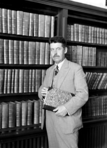 Portret van Guðmundur Finnbogason, historicus en bibliothecaris van de Nationale, Bestanddeelnr 190-0355