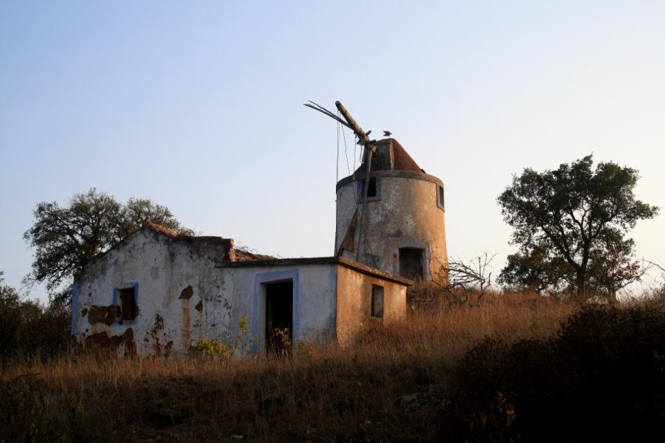 Portugese windmill4