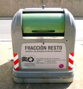 Pradejón - Contenedores de reciclaje 2