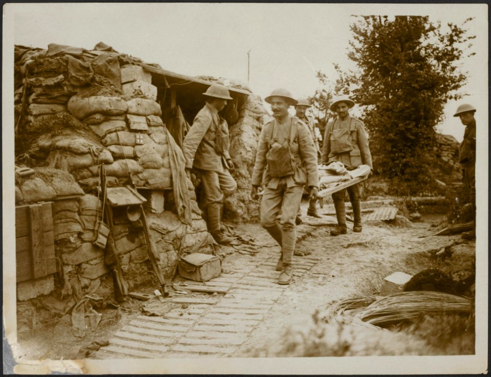 Portugese in the trenches. Advanced dressing station, Bestanddeelnr 158-1686