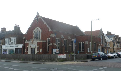 Portslade United Reformed Church, Boundary Road, Portslade (August 2014)