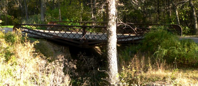 Prairie Dog Golf Course lattice truss bridge from NW 1