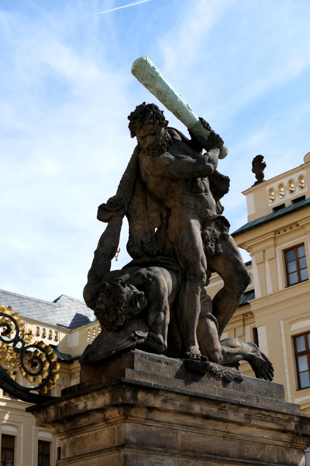 Prague-Castle-09