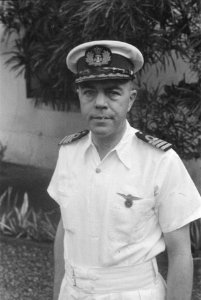 Portret van kolonel W.H. Tetering, hoofd NLD, Bestanddeelnr 19-2-6