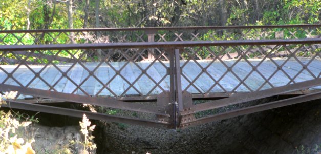 Prairie Dog Golf Course lattice truss bridge center detail 1