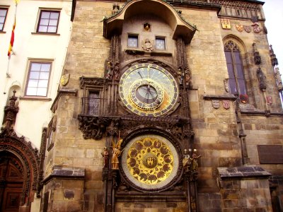 Prag Rathaus Astronomische Uhr 2 photo