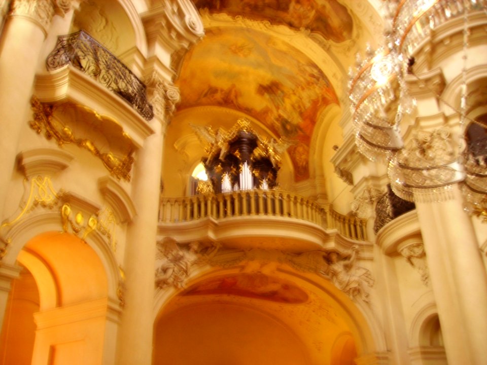 Prag Kathedrale St. Nikolaus Innen Orgel