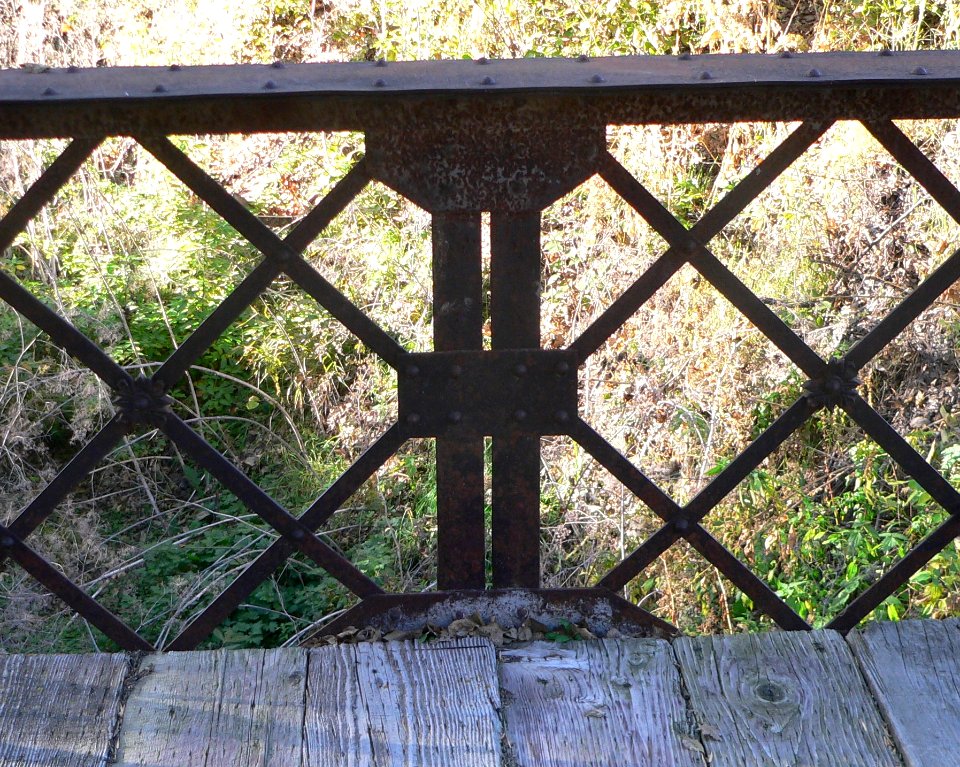 Prairie Dog Golf Course lattice truss bridge center detail 2