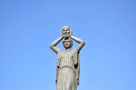 Madrid statue architecture photo