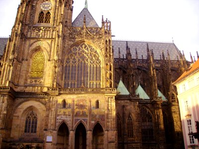 Prag Dom St. Vitus Goldenes Portal 1