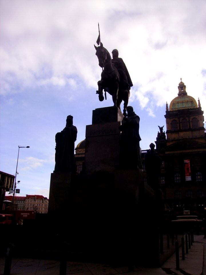 Prag Wenzelsplatz Statue 3
