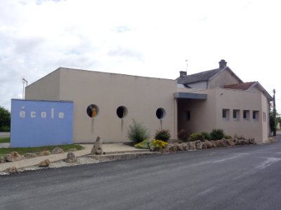 Poursay-Garnaud (Charente-Maritime) école