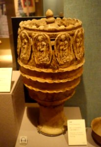 Pottery funerary jar, Tang dynasty, from Shek Kong, Yuen Long - Hong Kong Museum of History - DSC00890