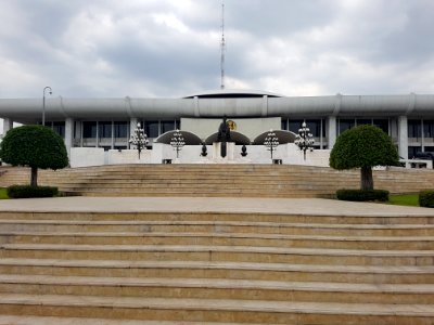 Prajadhipok statue - Thai Parliament Museum - 2017-01-26 (004) photo