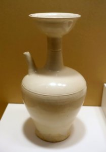 Pouring vessel, China, Liao dynasty, 11th century AD, stoneware - John and Mable Ringling Museum of Art - Sarasota, FL - DSC00735