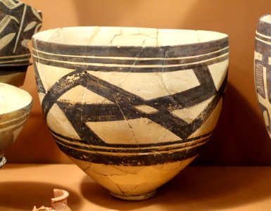 Pottery, Tall-i-Bakun A site, Iran, 4200-3800 BC - Oriental Institute Museum, University of Chicago - DSC07951
