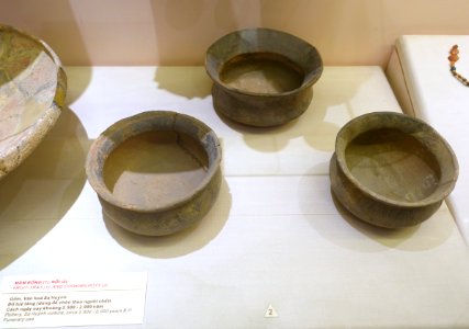Pottery for funerary use, Sa Huynh culture, c. 2500-2000 years before present - National Museum of Vietnamese History - Hanoi, Vietnam - DSC05474