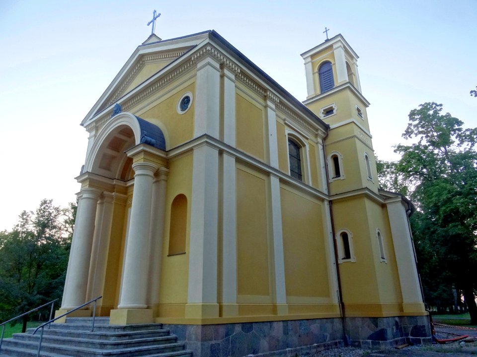 Potulice church5