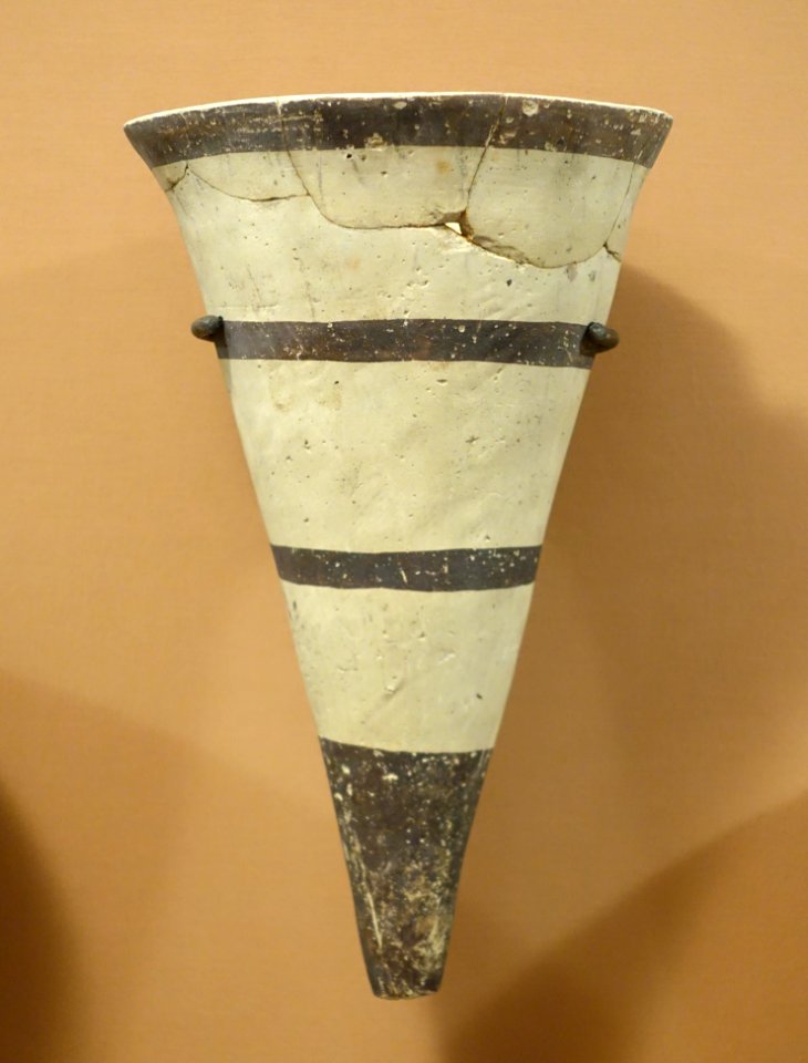 Pottery, Tall-i-Bakun A site, Iran, 4200-3800 BC - Oriental Institute Museum, University of Chicago - DSC07944