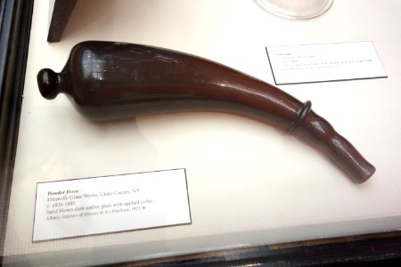Powder Horn, Ellenville Glass Works, Ulster County, NY, c. 1836-1880, hand-blown glass with applied collar - Albany Institute of History and Art - DSC08169