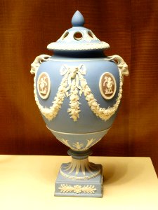 Potpourri Urn, Wedgwood, c. 1800 - Nelson-Atkins Museum of Art - DSC08763