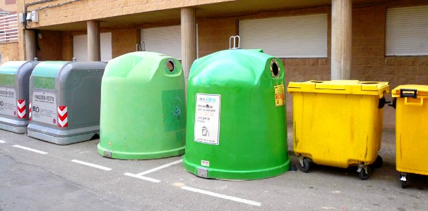 Pradejón - Contenedores de reciclaje 3