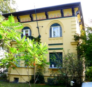 Potsdamer Straße 8 (Berlin-Lichterfelde)