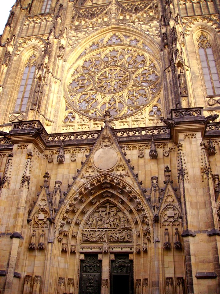 Prag Dom St. Vitus Front 6