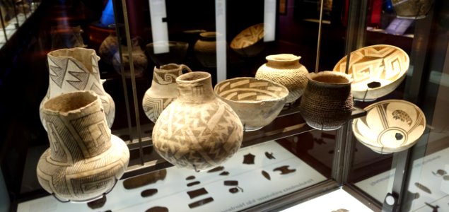 Pottery, Native American - Etnografiska museet - Stockholm, Sweden - DSC01196