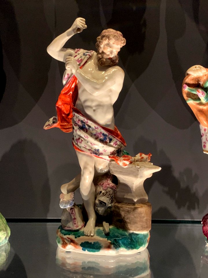 Porcelain figurine, National Museum of Scotland pic31