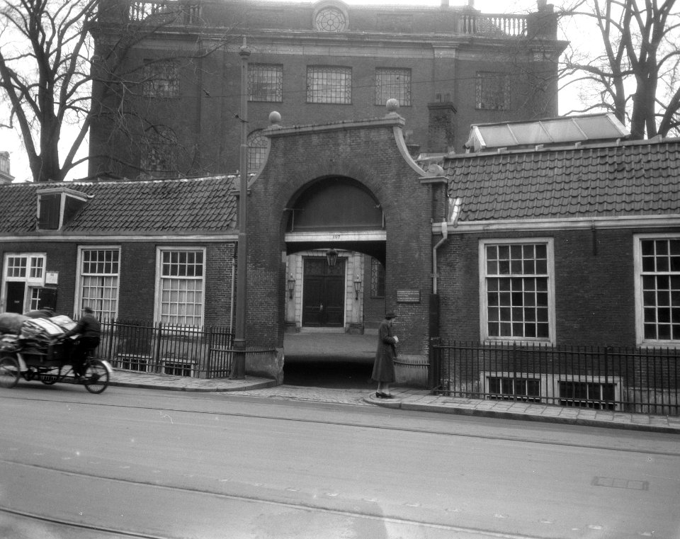Port Isr. te Amsterdam exterieurs, Bestanddeelnr 906-2439