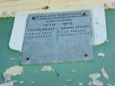 Porrogszentpál, világháborús hősök emléktáblája