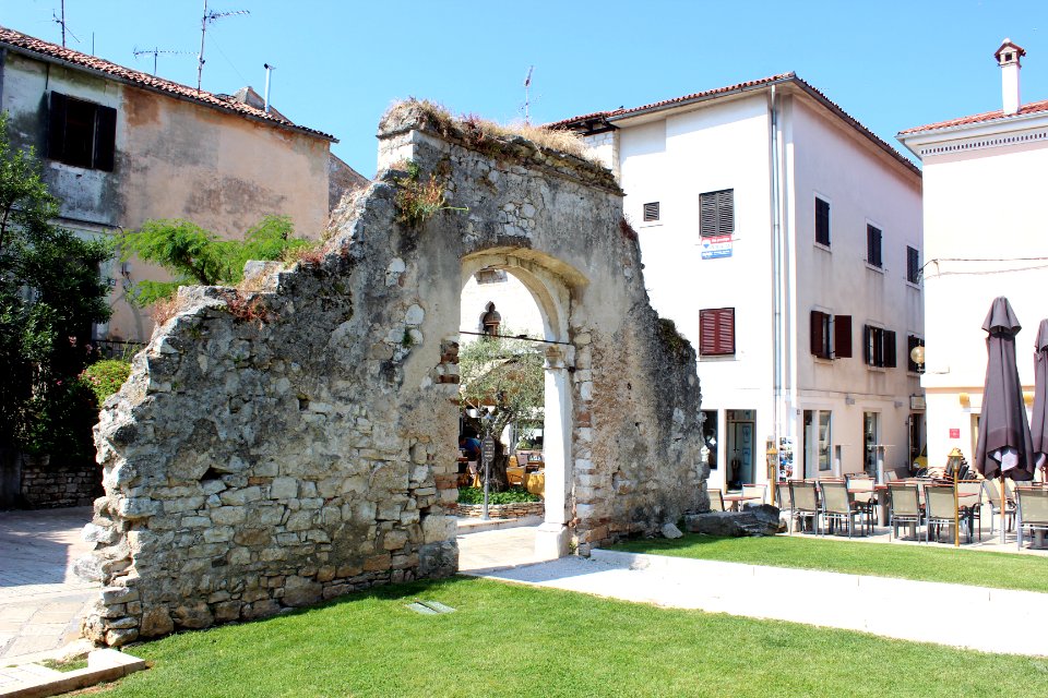Poreč–Trg Jurja Dobrile-02