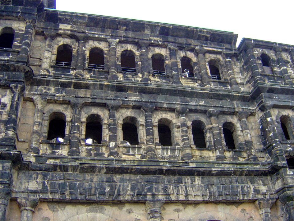 Porta Nigra 2006-09-23-01