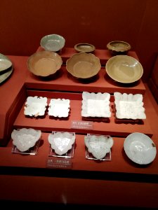 Porcelain dishes - White porcelain dishes, Five dynasties, Hunan Museum photo