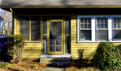 Porch - Arlington, MA - DSC03413