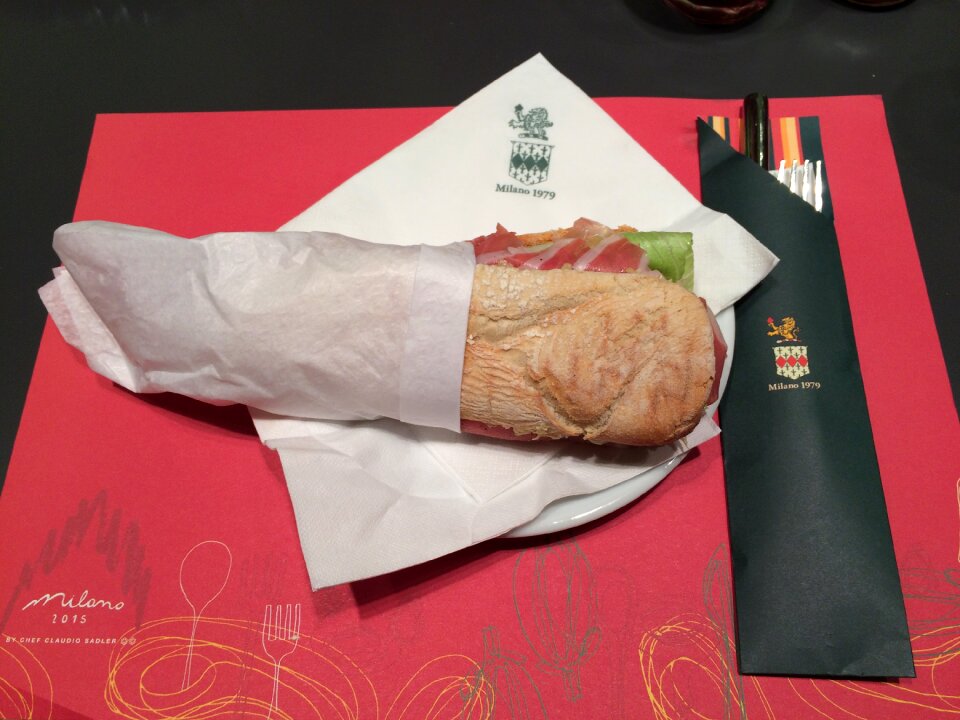 Sandwich duomo milan