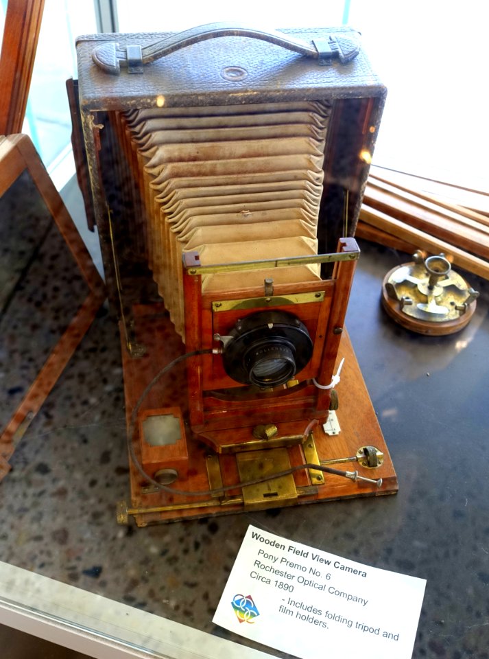 Pony Premo No. 6 wooden field view camera, Rochester Optical Company, c. 1890 - College of Optical Sciences - University of Arizona - Tucson, AZ - DSC08634