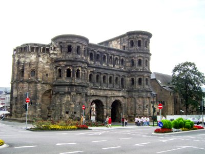 Porta Nigra from northeast, 2006-09-23