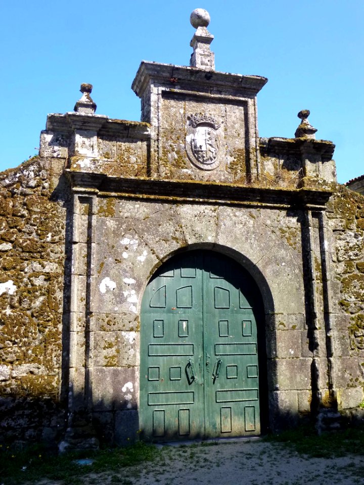 Pontevedra - Lérez - Antiguo Monasterio de San Salvador (actual parroquia del Divino Salvador) 17