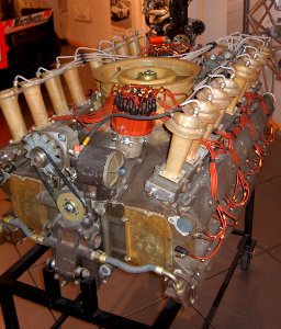 Porsche 16cyl engine