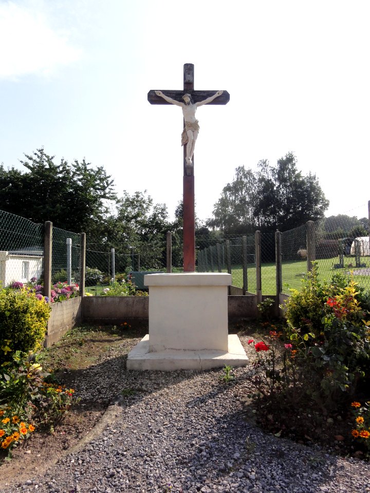 Pontru (Aisne) croix de chemin