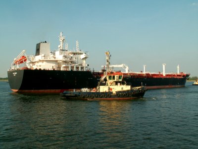 Port Stewart IMO 9251456 p1 coming out of Berendrecht lock, Antwerp, Belgium 22-Jun-2005