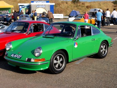 Porsche 911 E dutch licence registration AL-67-27 pic2