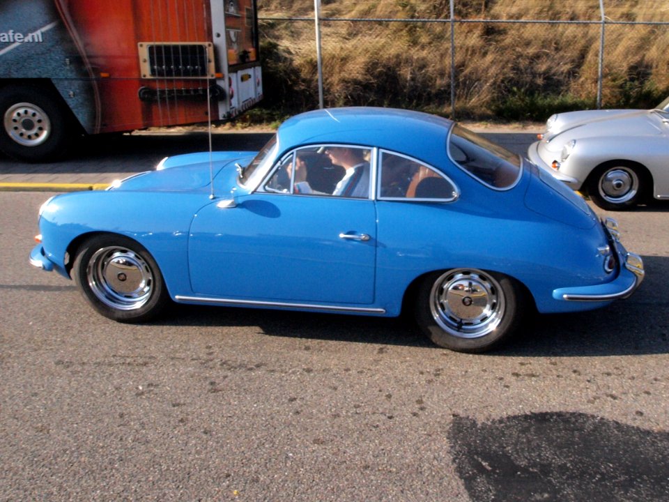 Porsche 356 C dutch licence registration AM-28-73 pic2